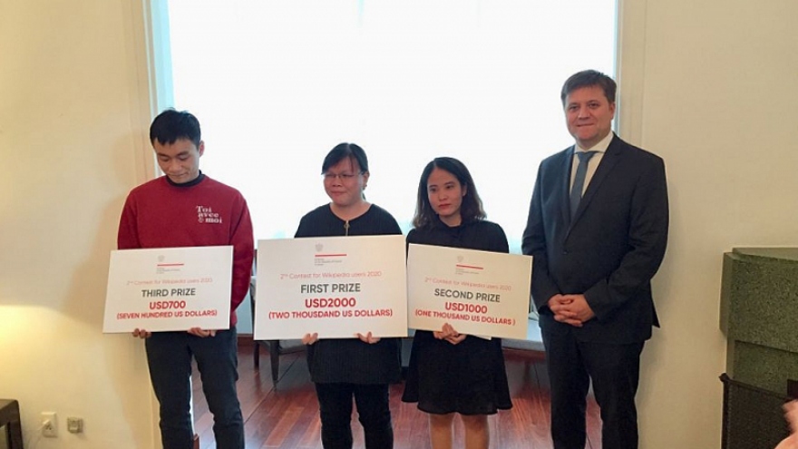 Writing contest about Poland launched in Vietnam